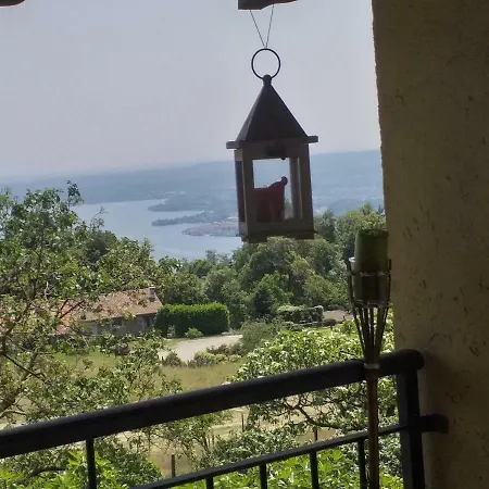 Relax E Natura Sul Lago Maggiore Apartament *